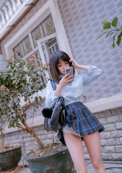 成人香蕉在线播放_国产剧迅雷电影在线