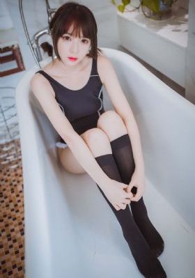 我的奶头被客人吸得又肿_超清免费在线观看
